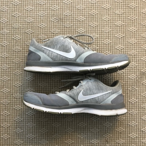 Nike Shoes - Grey Nike shoes  Size 9